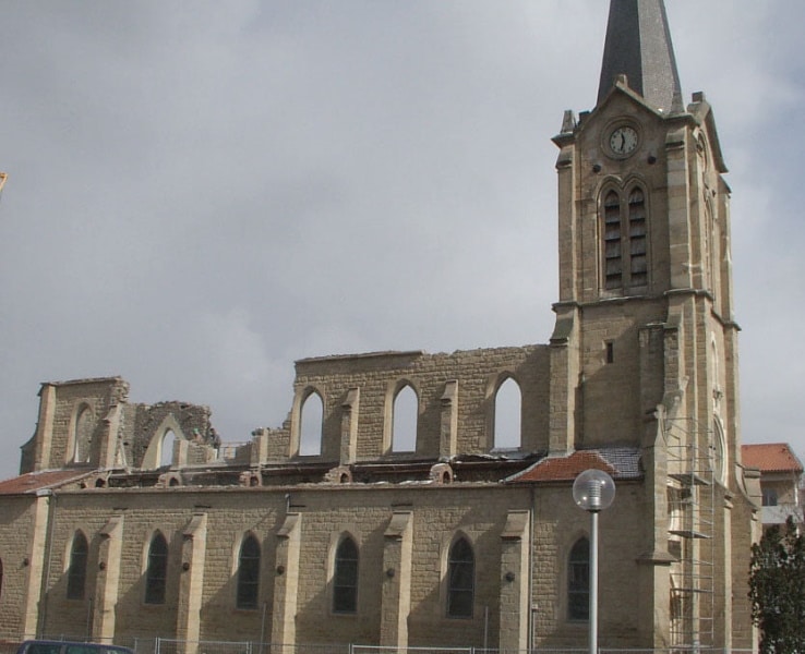 église
